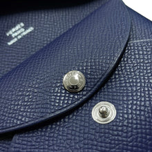 将图像加载到图库查看器中，HERMES Calvi Duo Blue Saphir Epsom
