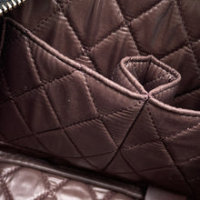 将图像加载到图库查看器中，CHANEL Matelasse CC Logo Pouch BlackA80910 Caviar Leather
