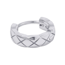 将图像加载到图库查看器中，CHANEL Coco Crush Collection Single Mini HoopJ12687 18K White Gold
