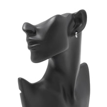 将图像加载到图库查看器中，CHANEL Coco Crush Collection Single Mini HoopJ12687 18K White Gold
