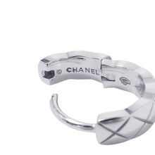 将图像加载到图库查看器中，CHANEL Coco Crush Collection Single Mini HoopJ12687 18K White Gold
