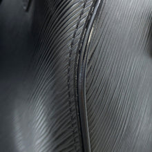 Load image into Gallery viewer, LOUIS VUITTON Speedy Bandouliere NoirM51278 Epi Leather Size 25
