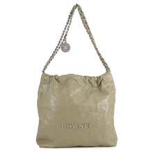 将图像加载到图库查看器中，CHANEL CHANEL 22 Chain Shoulder Bag Light KhakiAS3260 Shiny Calf Leather Size Small
