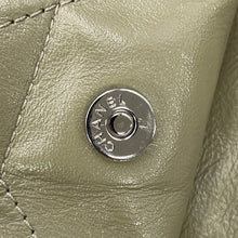 将图像加载到图库查看器中，CHANEL CHANEL 22 Chain Shoulder Bag Light KhakiAS3260 Shiny Calf Leather Size Small
