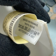 将图像加载到图库查看器中，HERMES Carre 90 &quot;Bride de Gala en Fleur&quot; White / Blue・Glacier / GreenH004192S Silk100%
