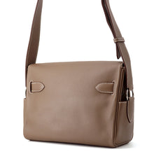 将图像加载到图库查看器中，HERMES Kelly Messenger Etoupe Evercolor Size PM
