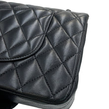 将图像加载到图库查看器中，CHANEL Matelasse W flap WChainShoulder Bag BlackA01112 Lambskin Size 25
