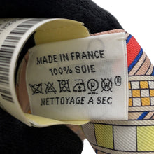 将图像加载到图库查看器中，HERMES Twilly BRIDES ET GRIS GRIS Umahoto Bag Charm Rose Poudre/Blue Gacier/Rouge Silk100%
