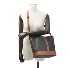 Load image into Gallery viewer, CELINE Triomphe Bucket Bag Tan191132 PVC Calf Leather Size Medium
