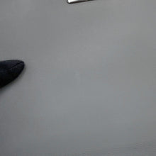 将图像加载到图库查看器中，CHANEL Boy Chanel Chevron ChainShoulder Bag Gray Lambskin beads Size 28
