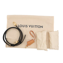 将图像加载到图库查看器中，LOUIS VUITTON Camera Box/2024 Cruise Collection White/BeigeM10329 Monogram
