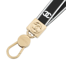 将图像加载到图库查看器中，CHANEL CC Logo Strap Black/WhiteAAA911 Canvas
