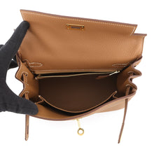 将图像加载到图库查看器中，HERMES Kelly Retourne Gold Togo Leather Size 25
