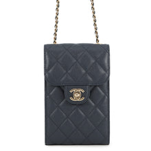 将图像加载到图库查看器中，CHANEL Matelasse Shoulder Phone Case NavyAP0249 Caviar Leather

