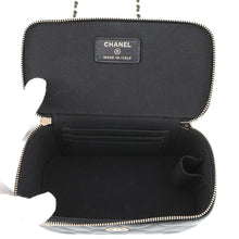 将图像加载到图库查看器中，CHANEL Matelasse CC Logo Chain Vanity Bag BlackAP2199 Lambskin
