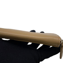 将图像加载到图库查看器中，CHANEL Fragment Card Case BeigeAP4661 Caviar Leather
