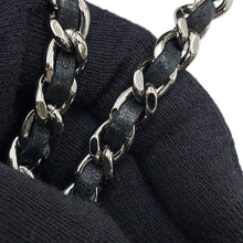 将图像加载到图库查看器中，CHANEL Matelasse Chain Shoulder Bag, 4-pocket accordion style Black Lambskin
