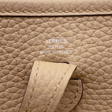 Load image into Gallery viewer, HERMES Evelyne Long Chai Taurillon Lecmans Size TPM
