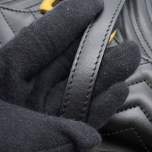 将图像加载到图库查看器中，GUCCI GG Marmont ChainShoulder Bag Black443497 Leather
