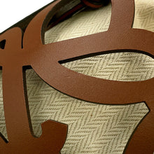 将图像加载到图库查看器中，LOEWE Anagram Cutout Pocket Shoulder Bag BrownC922Y62X07 Calf Leather
