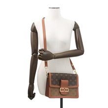 Load image into Gallery viewer, LOUIS VUITTON Dauphine NoirM45958 Monogram Monogram Reverse Canvas Size MM
