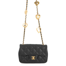 将图像加载到图库查看器中，CHANEL Mini Matelasse Heart Bag Charm Chain BlackAS3457 Lambskin
