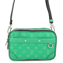 将图像加载到图库查看器中，LOUIS VUITTON Alpha Messenger CatusGreenM31014 Monogram Taigarama
