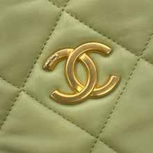 将图像加载到图库查看器中，CHANEL CC Logo Matelasse Chain Shoulder Bag Light GreenAS2201 Lambskin
