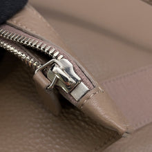 将图像加载到图库查看器中，BALENCIAGA Navy Kabas Greige390346 Leather Canvas Size XS
