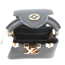 将图像加载到图库查看器中，LOUIS VUITTON Capucines NoirM10166 Taurillon Leather Size NANO

