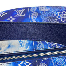 将图像加载到图库查看器中，LOUIS VUITTON Discovery・Bumbag BlueM20587 Monogram・Bandana Size PM
