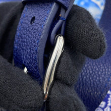 将图像加载到图库查看器中，LOUIS VUITTON Discovery・Bumbag BlueM20587 Monogram・Bandana Size PM
