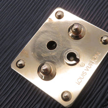 将图像加载到图库查看器中，LOUIS VUITTON Monceau NoirM52122 Epi Leather
