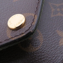 Load image into Gallery viewer, LOUIS VUITTON Multiie Pochette GreenM80091 Monogram
