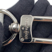 将图像加载到图库查看器中，LOUIS VUITTON Trio Messenger WhiteM20665 Damier Giant Spray
