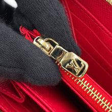 将图像加载到图库查看器中，LOUIS VUITTON Zippy Wallet LV × TM WhiteM14240 Monogram Cherry
