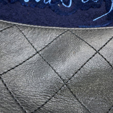 将图像加载到图库查看器中，CHANEL Embroidery One Diary Drawstring Shoulder Bag Navy/BlackA57519 Wool Leather
