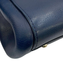 将图像加载到图库查看器中，CHANEL Neo Executive 2WAY Tote Bag NavyA69931 Leather Size Large
