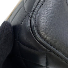 将图像加载到图库查看器中，CHANEL Matelasse Top Handle 2-Way Vanity Bag BlackAP1472 Lambskin
