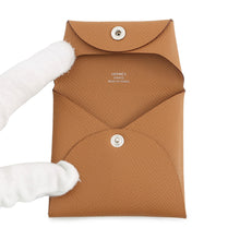 将图像加载到图库查看器中，HERMES Bastia Gold Epsom
