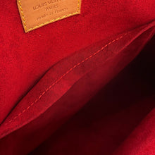 将图像加载到图库查看器中，LOUIS VUITTON Excentri Cite RedM51161 Monogram
