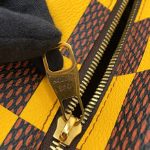 将图像加载到图库查看器中，LOUIS VUITTON Rocker Dopp Kit YellowN40567 Damier・Pop
