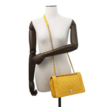 将图像加载到图库查看器中，CHANEL Matelasse Single Flap ChainShoulder Yellow Leather
