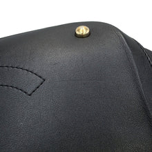 将图像加载到图库查看器中，CHANEL Matelasse Drawstring 2WAYBag Black Leather
