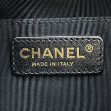 将图像加载到图库查看器中，CHANEL Matelasse Drawstring 2WAYBag Black Leather
