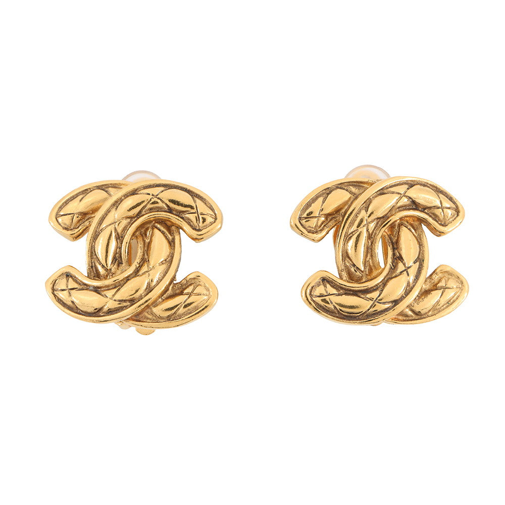 CHANEL Matelasse CC Logo Earring Gold Metal