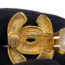 将图像加载到图库查看器中，CHANEL Matelasse CC Logo Earring Gold Metal
