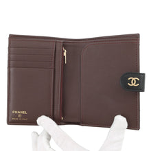 将图像加载到图库查看器中，CHANEL passport case BlackAP3791 Lambskin
