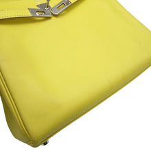 Load image into Gallery viewer, HERMES Kelly Retourne Lime Swift Leather Size 25

