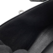 将图像加载到图库查看器中，HERMES PochetteKelly Black Evergrain
